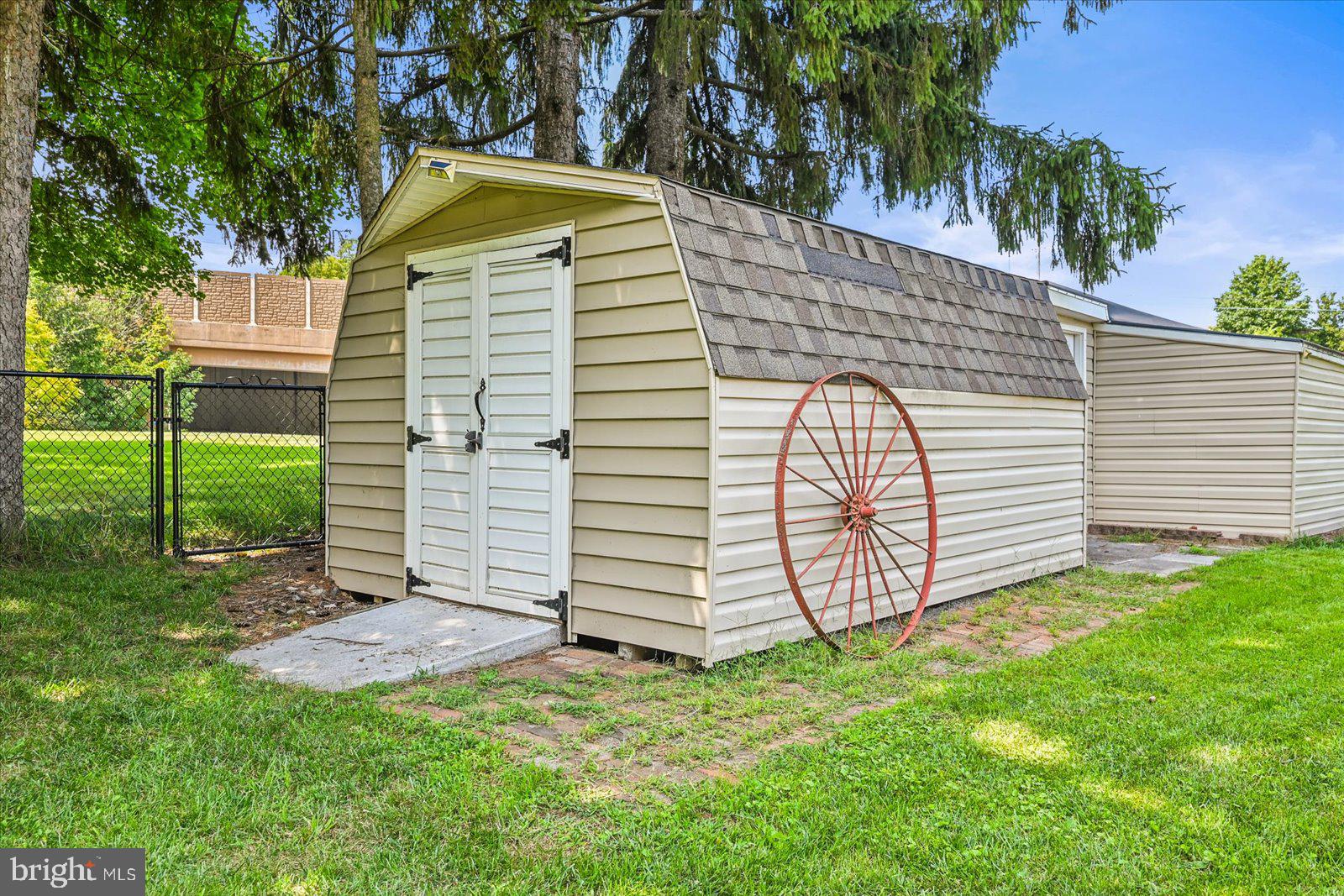 68 Dew Drop Road York, PA 17402 - Photo 27 of 34 Gallery Image 27