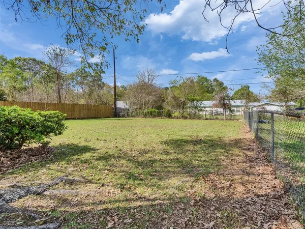 $199,999 | 215 Sparkling Water Drive, Huffman, TX 77336