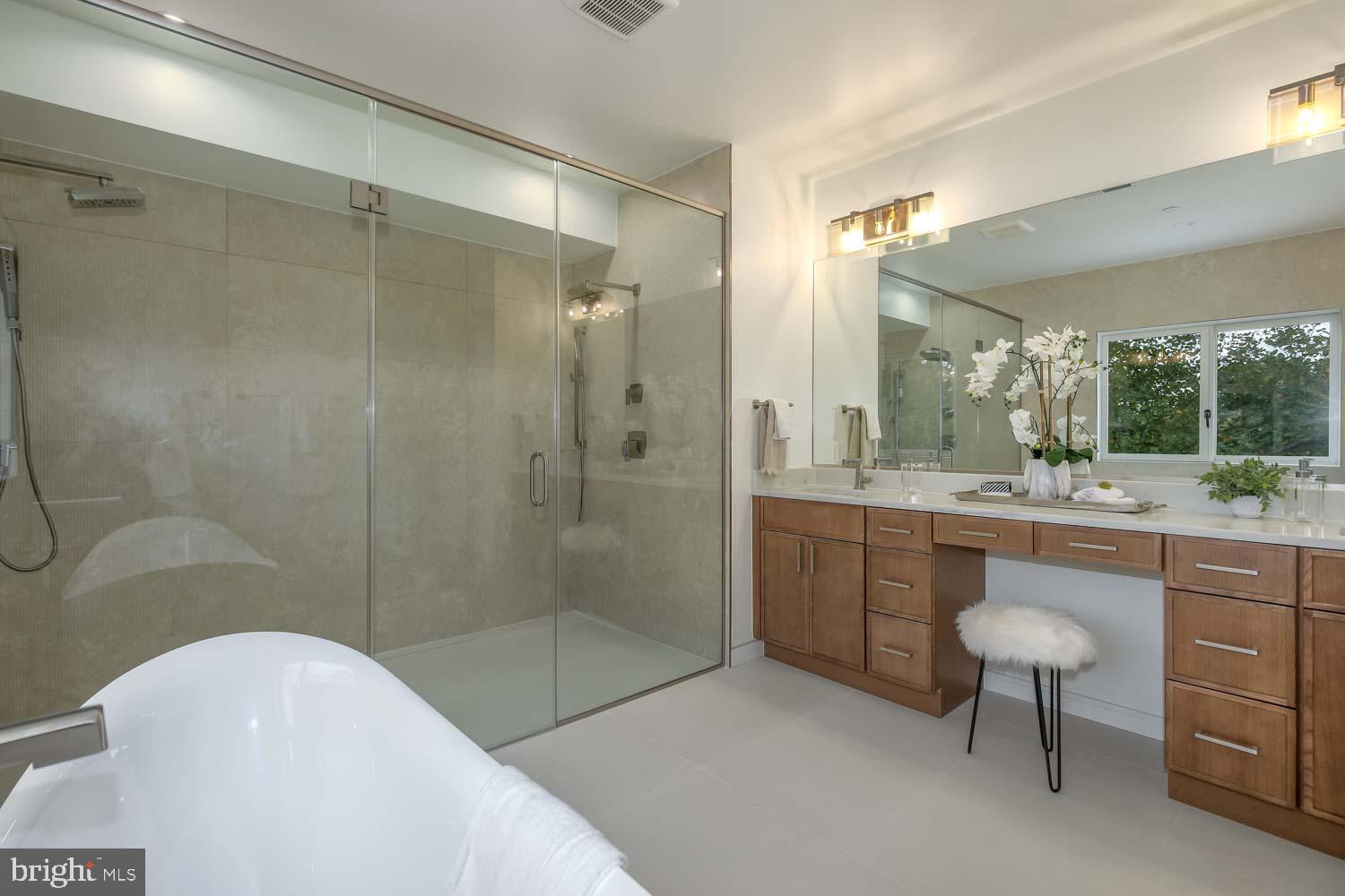 5205 Sangamore Road Bethesda, MD 20816 - Photo 26 of 72