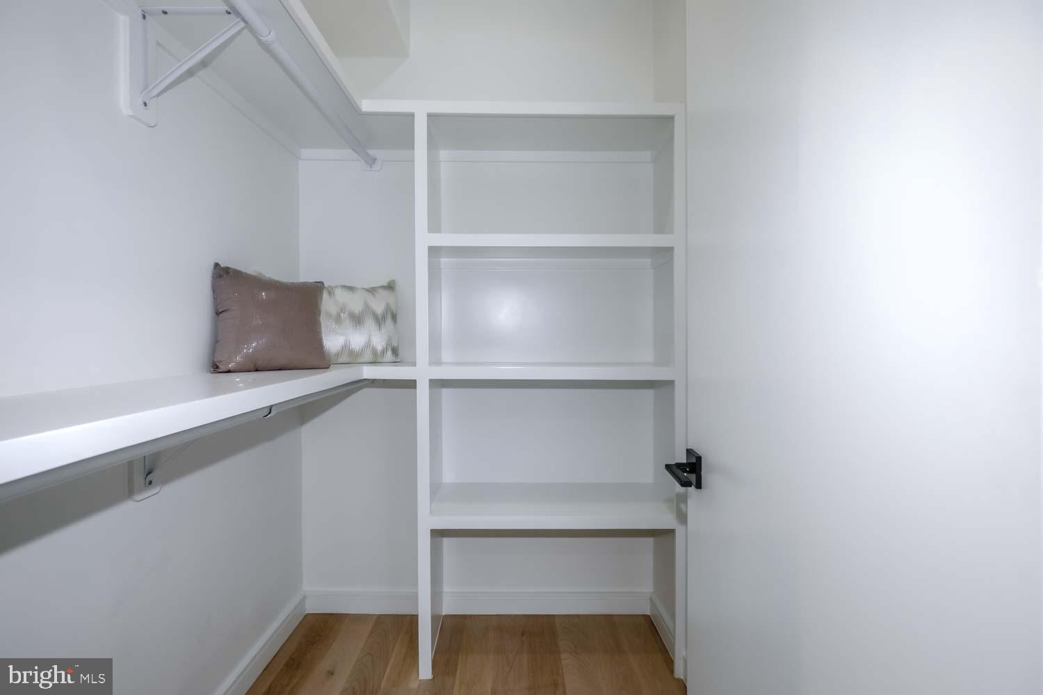 5205 Sangamore Road Bethesda, MD 20816 - Photo 35 of 72