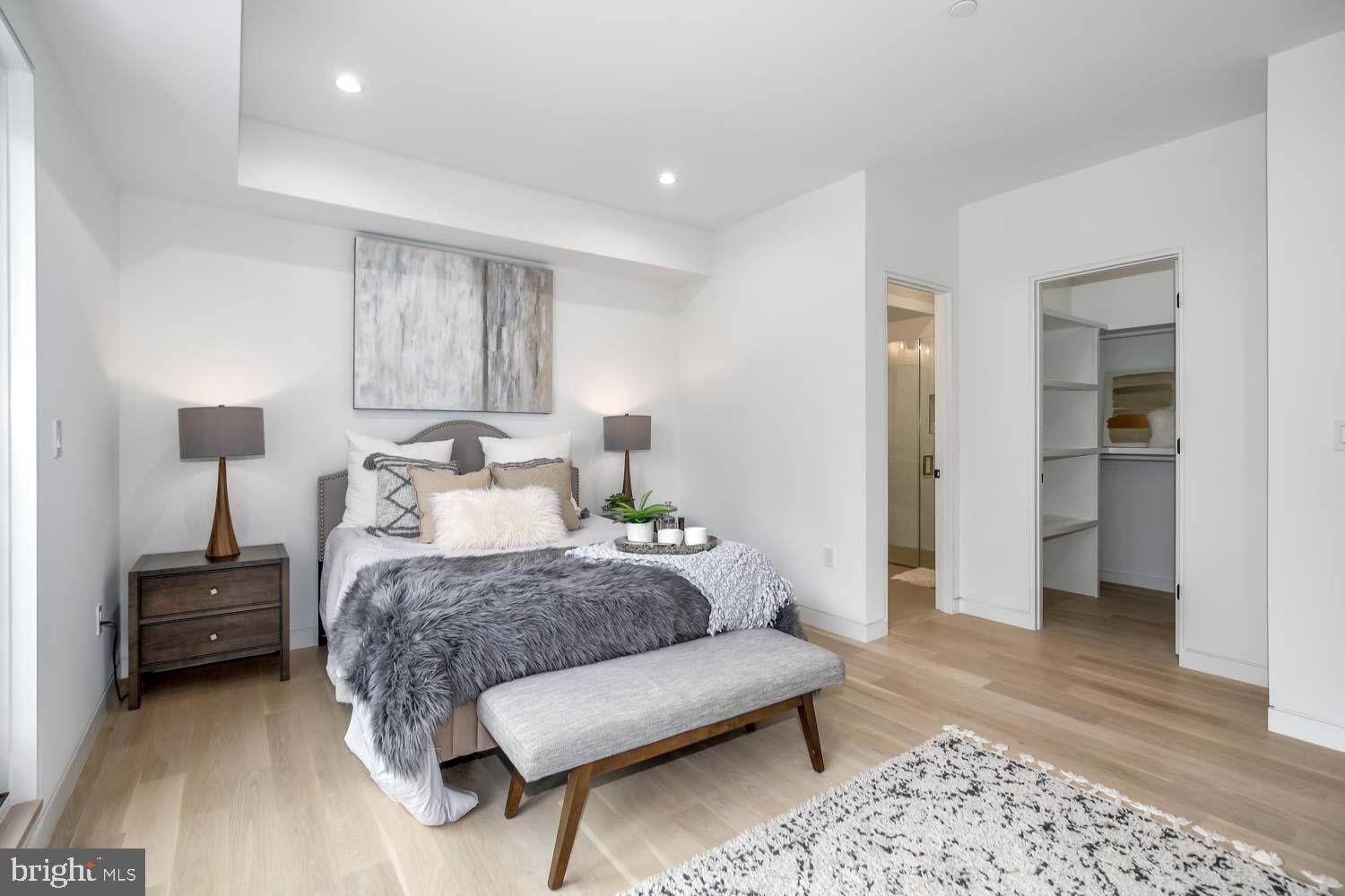 5205 Sangamore Road Bethesda, MD 20816 - Photo 37 of 72