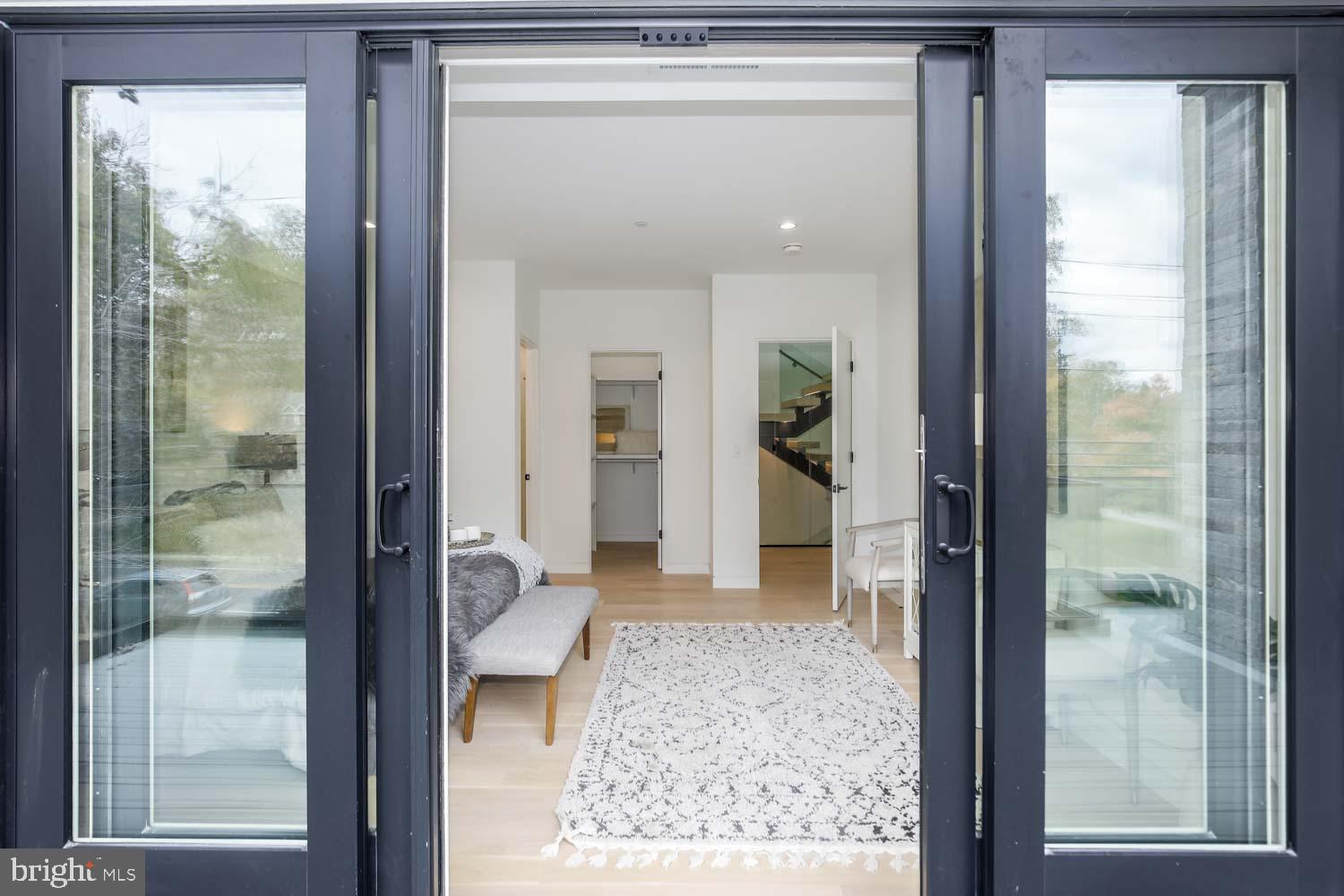 5205 Sangamore Road Bethesda, MD 20816 - Photo 38 of 72