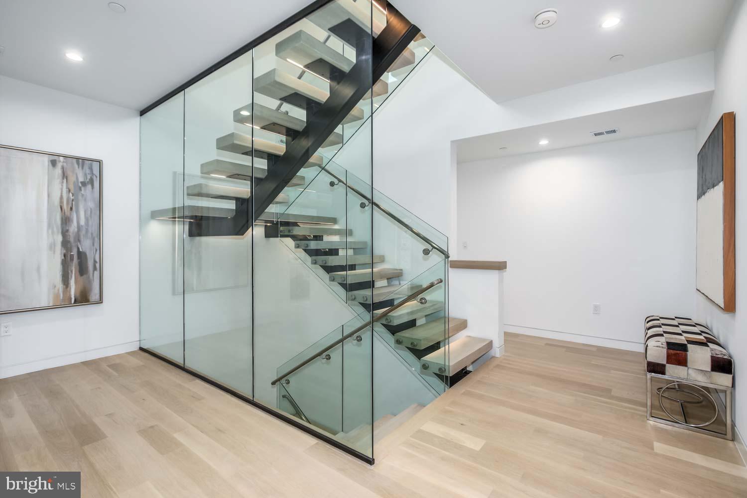 5205 Sangamore Road Bethesda, MD 20816 - Photo 43 of 72