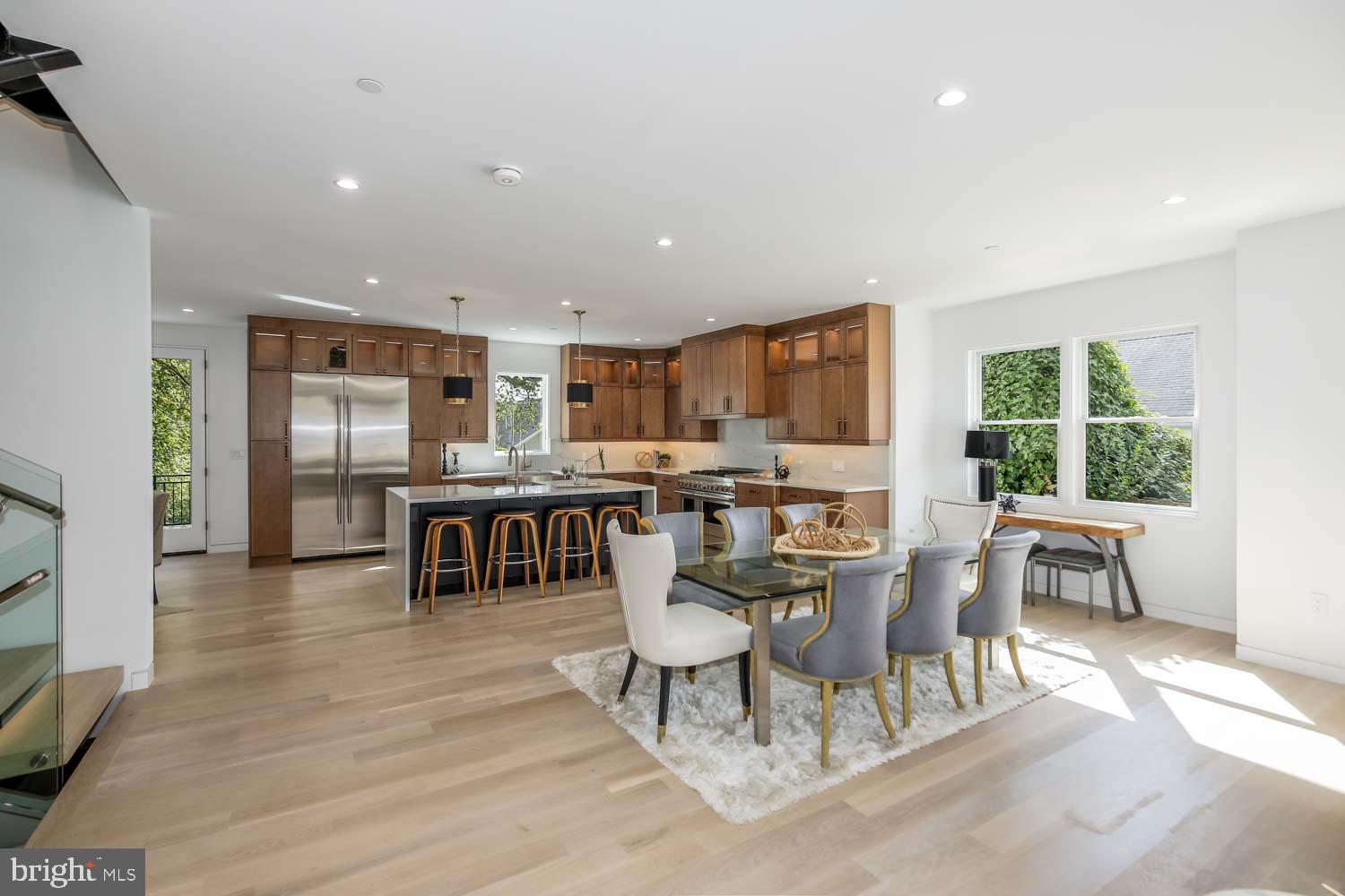 5205 Sangamore Road Bethesda, MD 20816 - Photo 7 of 72