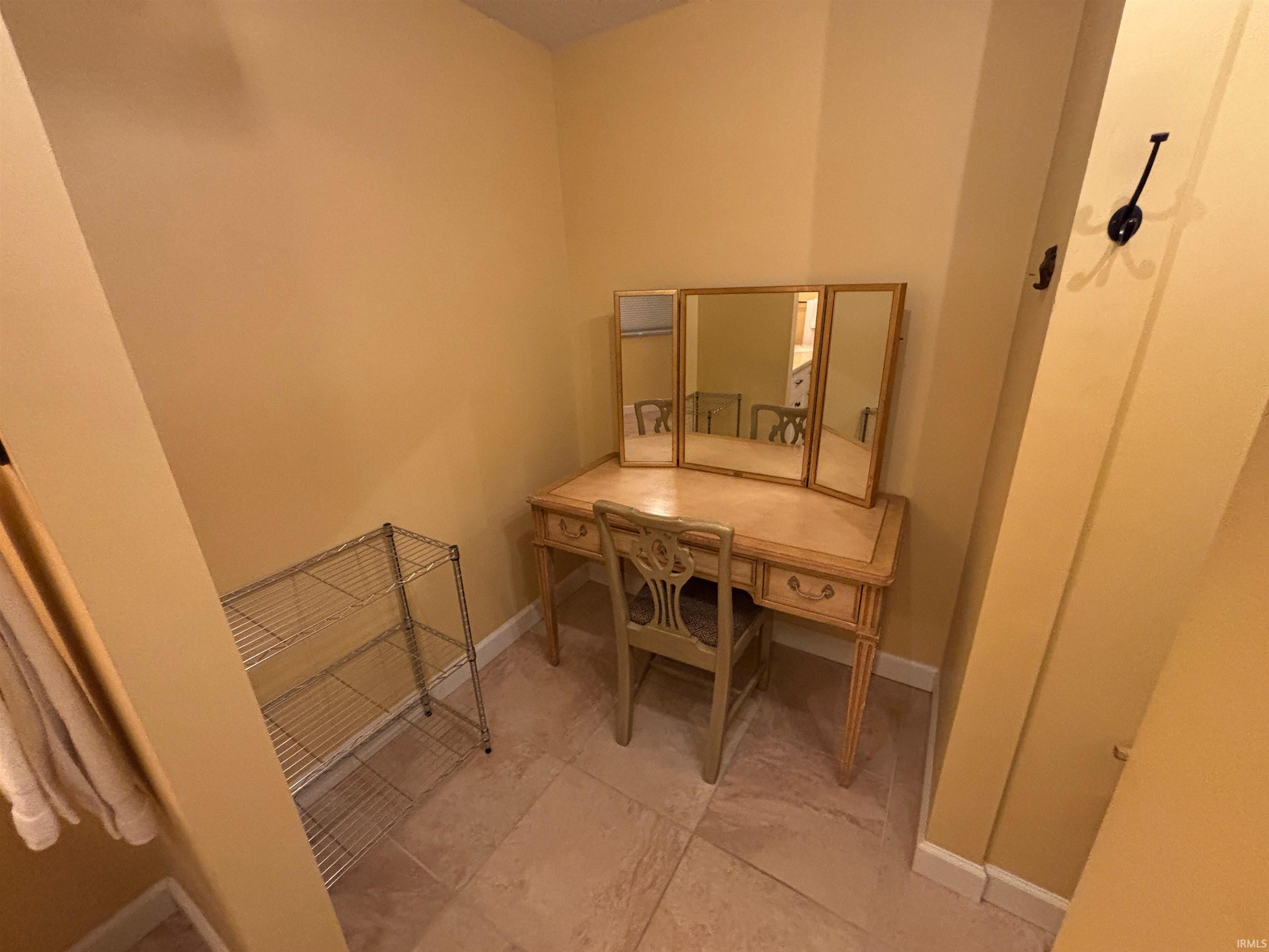 5024 Reed Road Fort Wayne, IN 46835 - Photo 19 of 47 Gallery Image 19