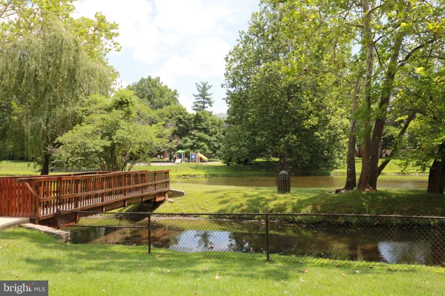 $1,550 | 10500 Rockville, Unit 303, Rockville, MD 20852