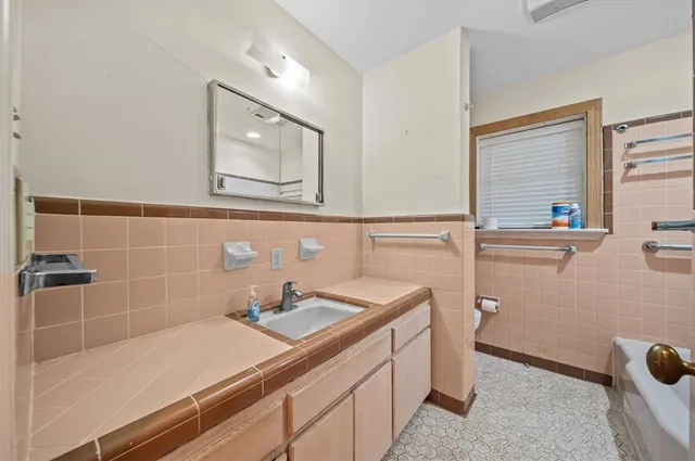 $415,000 | 204 Blue Ridge Drive, Clemson, SC 29631