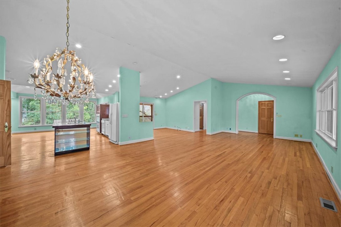 204 Blue Ridge Drive Clemson, SC 29631 - Photo 4 of 49