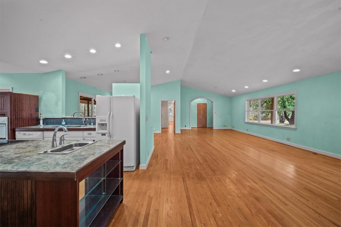 204 Blue Ridge Drive Clemson, SC 29631 - Photo 5 of 49