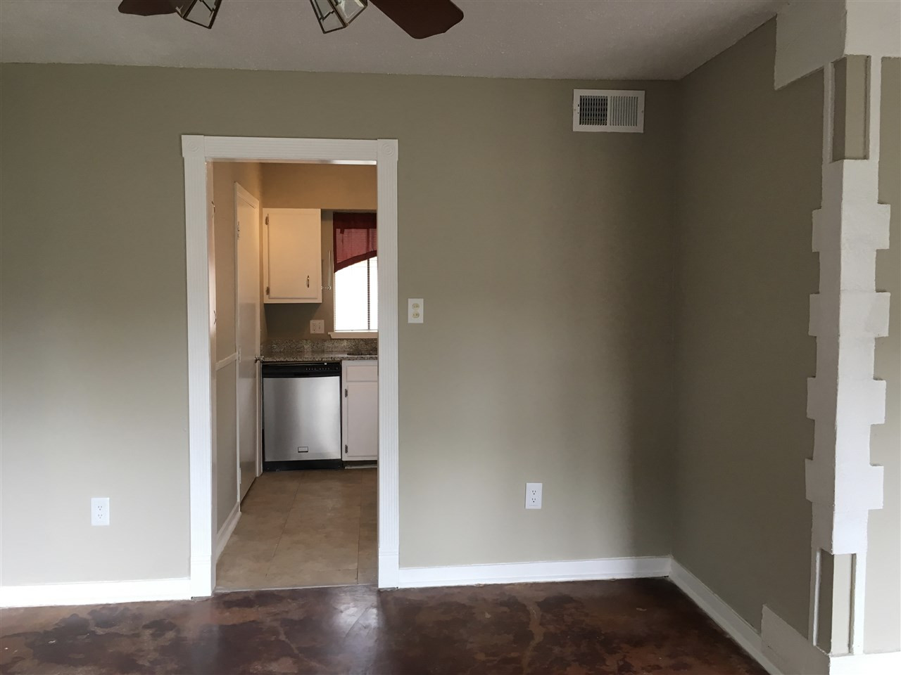 1255 East County Line Road, Unit A1 Jackson, MS 39211 - Photo 15 of 33 Photo 15