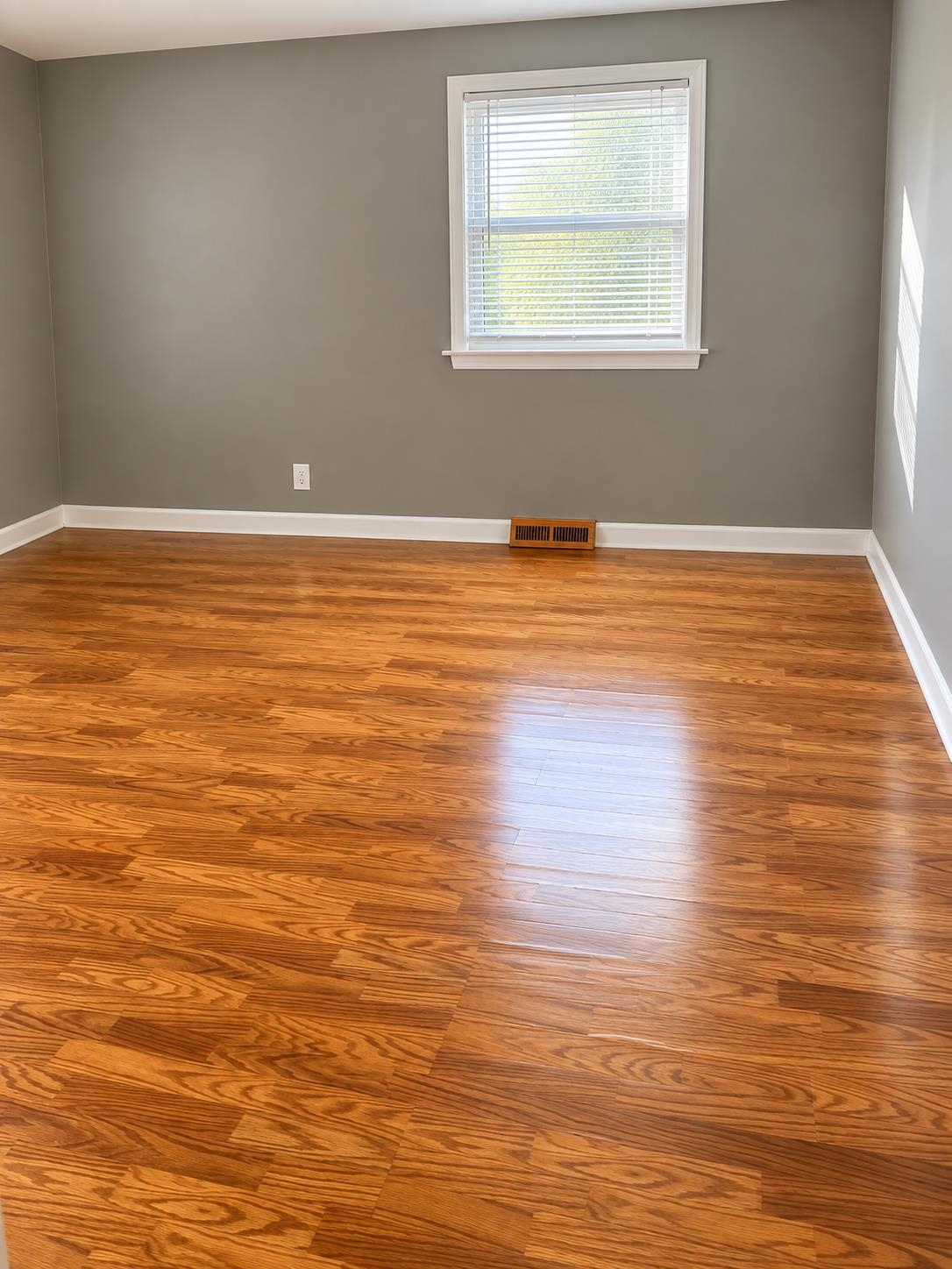 221 Dempster Road Rockford, IL 61108 - Photo 7 of 15 Gallery Image 7