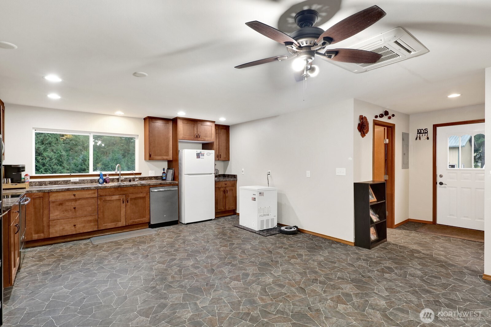 2243 Brown Road Ferndale, WA 98248 - Photo 12 of 36