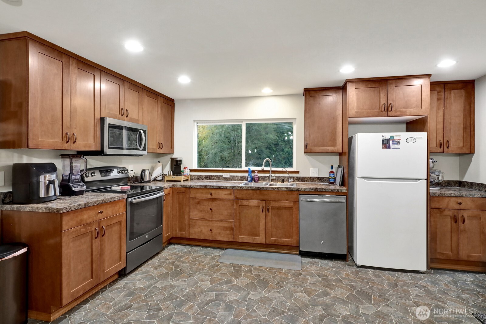 2243 Brown Road Ferndale, WA 98248 - Photo 13 of 36