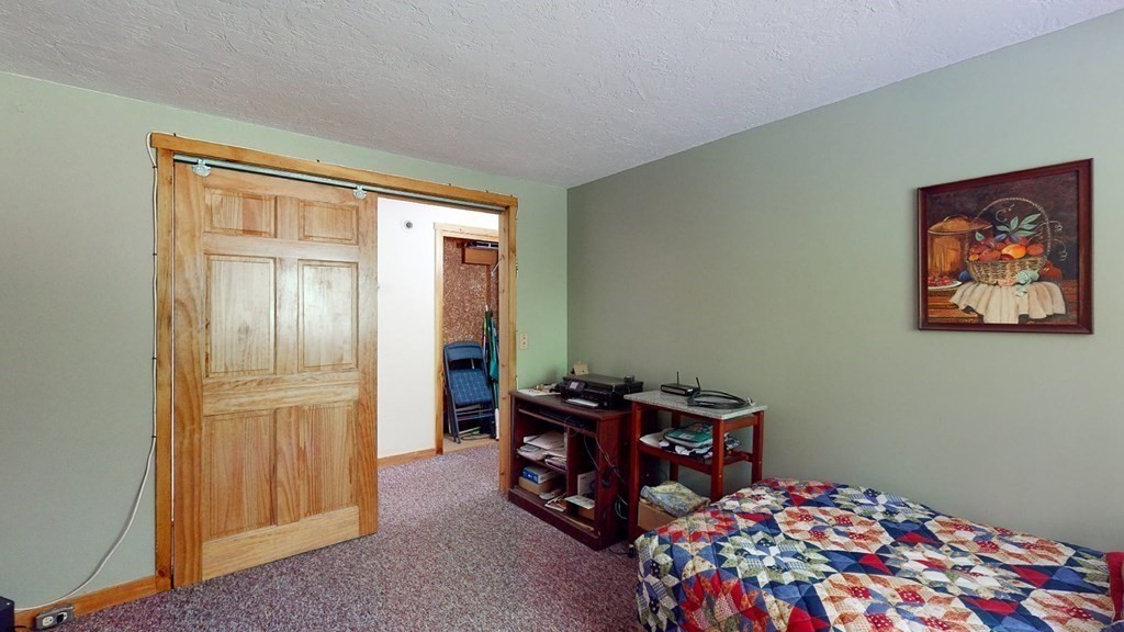131 Ellis Road Westminster, MA 01473 - Photo 17 of 42 Gallery Image 17