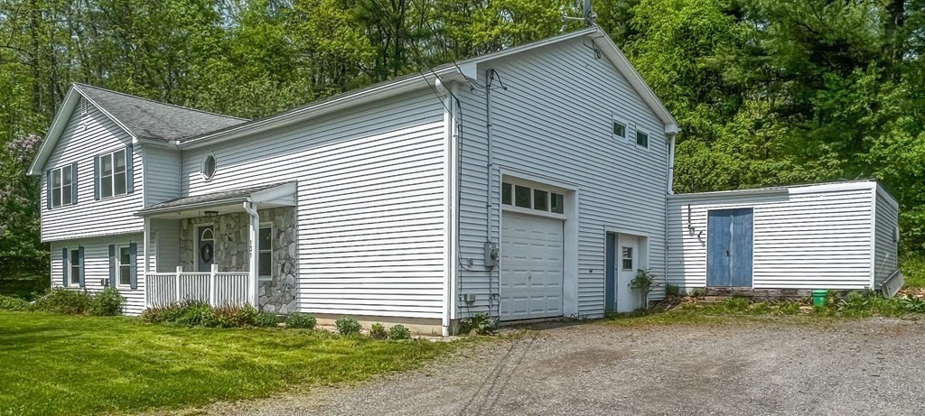 131 Ellis Road Westminster, MA 01473 - Photo 2 of 42 Gallery Image 2