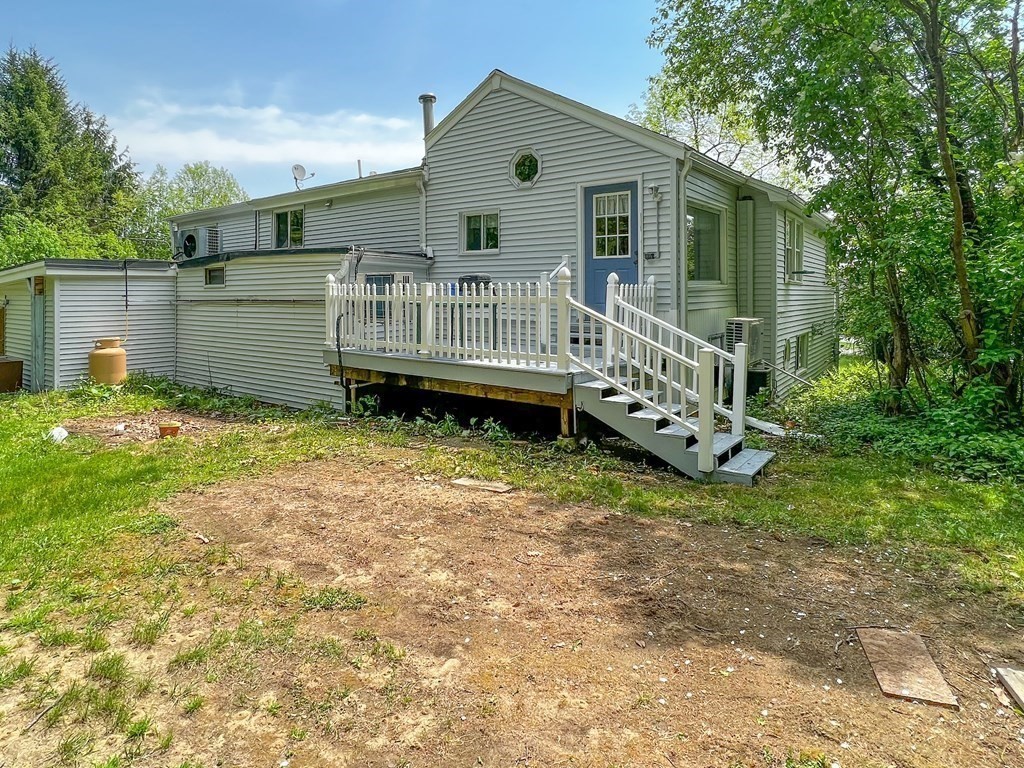 131 Ellis Road Westminster, MA 01473 - Photo 4 of 42 Gallery Image 4