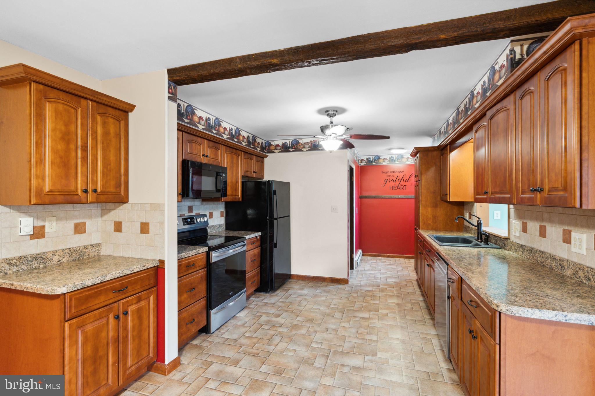 570 Blue Lake Road Denver, PA 17517 - Photo 14 of 50 Gallery Image 14