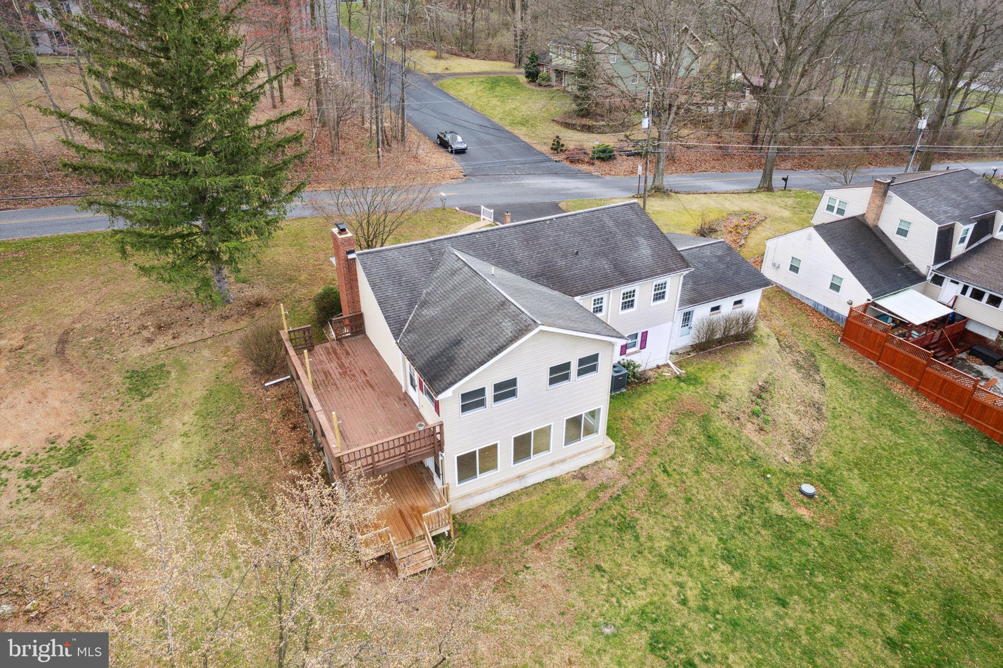 570 Blue Lake Road Denver, PA 17517 - Photo 10 of 50 Gallery Image 10