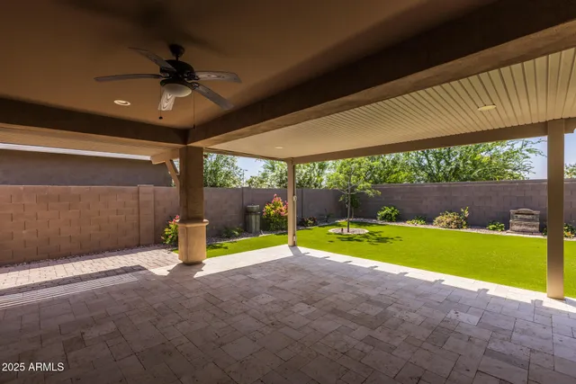 a view of an empty room with a yard