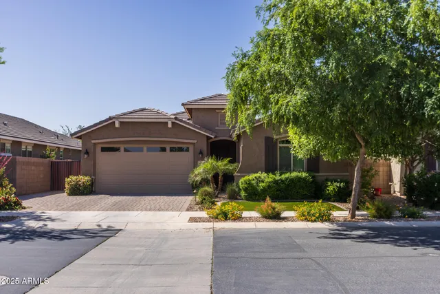 $2,499 | 20673 East Canary Way, Queen Creek, AZ 85142