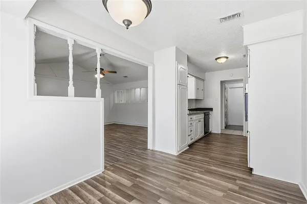 $2,075 | 125 North Jessup Street, Alvarado, TX 76009