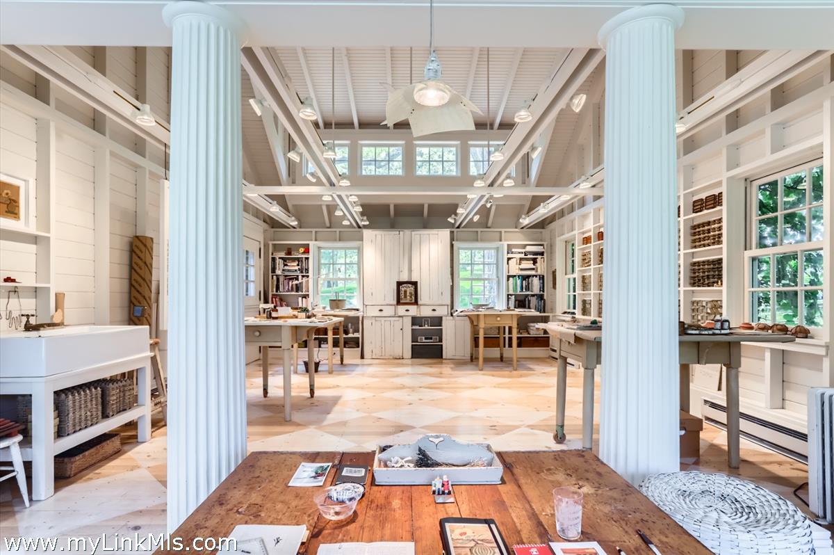 180 Pilot Hill Farm Road Vineyard Haven, MA 02568 - Photo 49 of 68