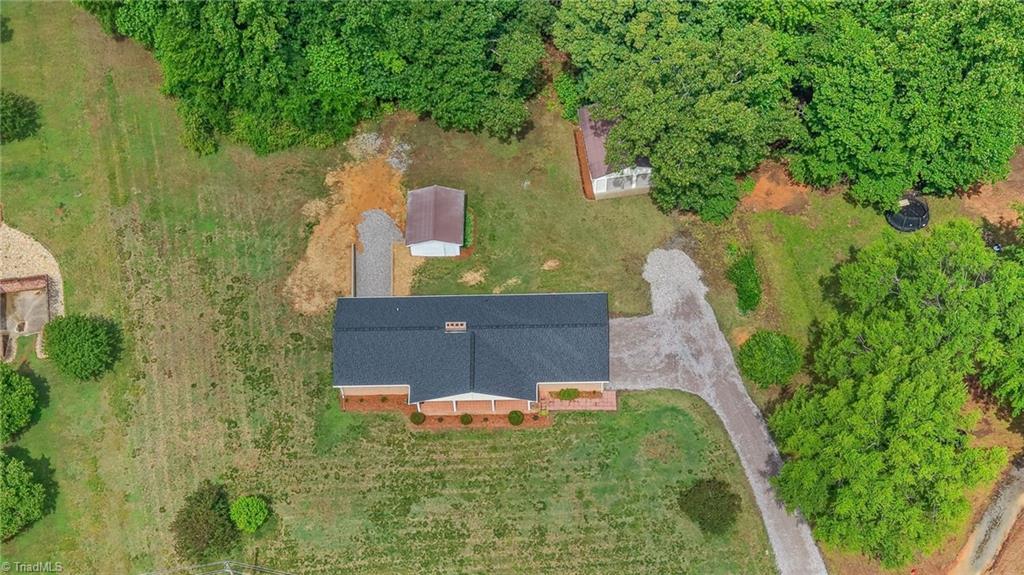 2475 Rowe Road Lexington, NC 27295 - Photo 11 of 40