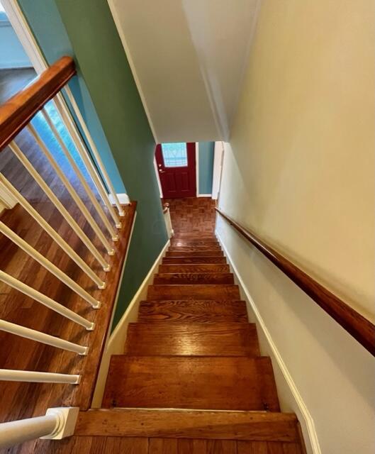 104 South Chesterfield Road Columbus, OH 43209 - Photo 28 of 74 image16