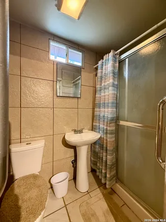 $1,200 | 810 Haggin Street, San Antonio, TX 78210