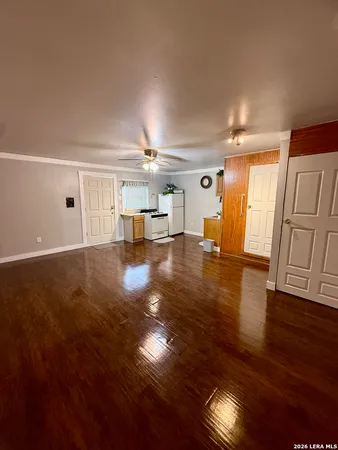 $1,200 | 810 Haggin Street, San Antonio, TX 78210