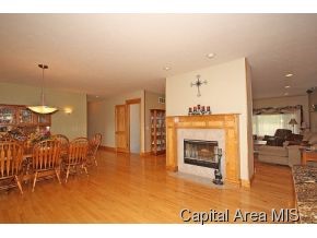 6971 Mansion Road Chatham, IL 62629 - Photo 3 of 22