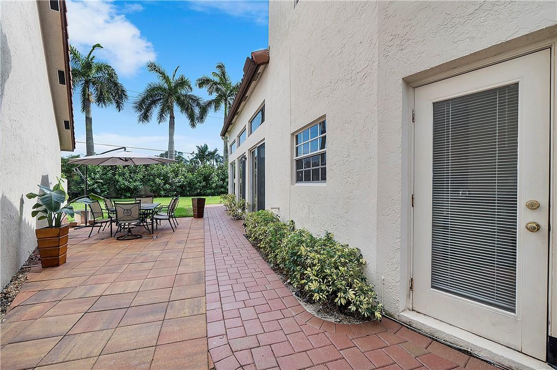 23225 Via Stel Boca Raton, FL 33433 - Photo 42 of 48 Photo 42