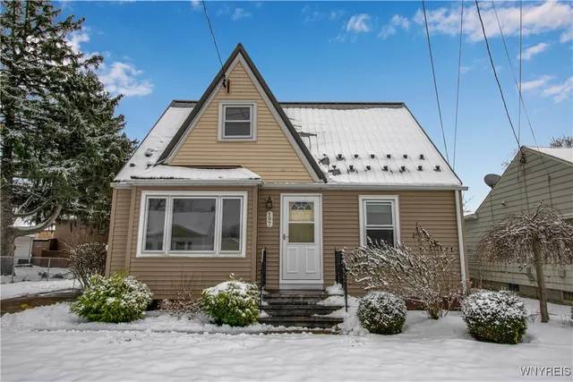 $219,900 | 197 Evergreen Place, Cheektowaga, NY 14225
