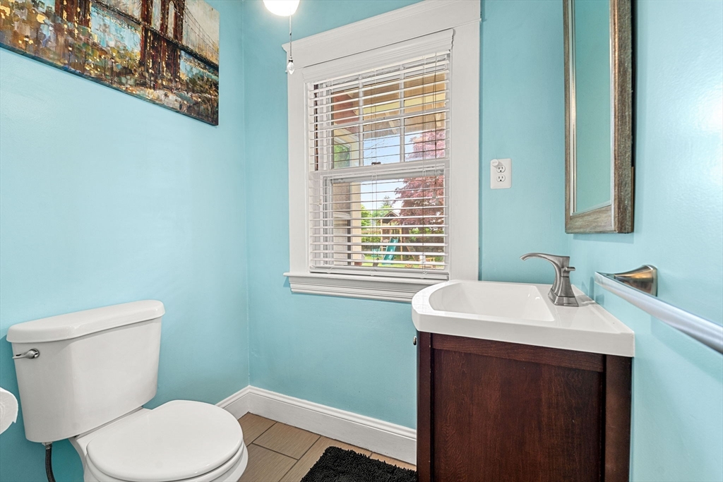 27 Lenox Street Brockton, MA 02301 - Photo 23 of 41