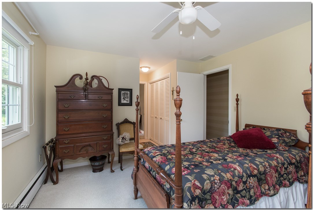 2872 Lander Road Cleveland, OH 44124 - Photo 19 of 35