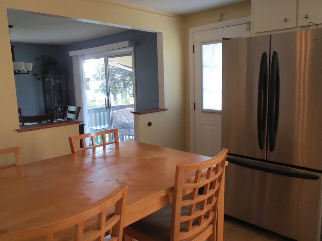 863 Maple Road Longmeadow, MA 01106 - Photo 8 of 30