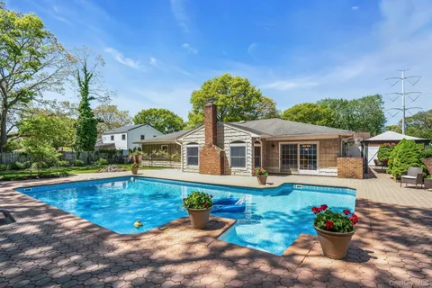 $749,000 | 17 Priscilla Avenue, Holtsville, NY 11742