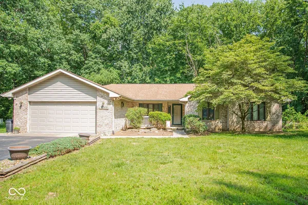 $225,000 | 7044 North Private Rd 130 West, Brazil, IN 47834