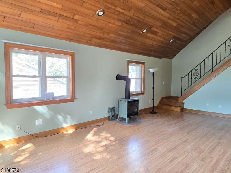 2967 River Road Phillipsburg, NJ 08865 - Photo 9 of 42