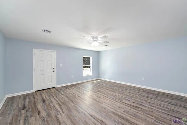 $123,000 | 1300 Lafourche Drive, Unit 304, Thibodaux, LA 70301