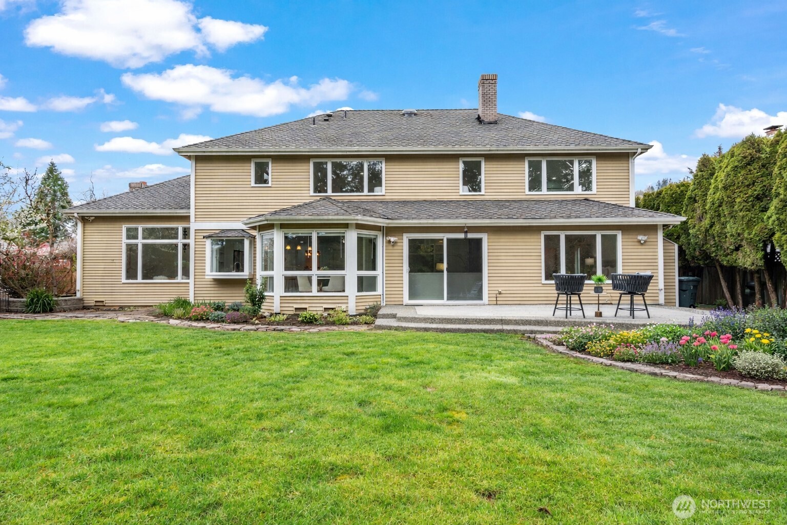 14021 Southeast 64th Street Bellevue, WA 98006 - Photo 37 of 40