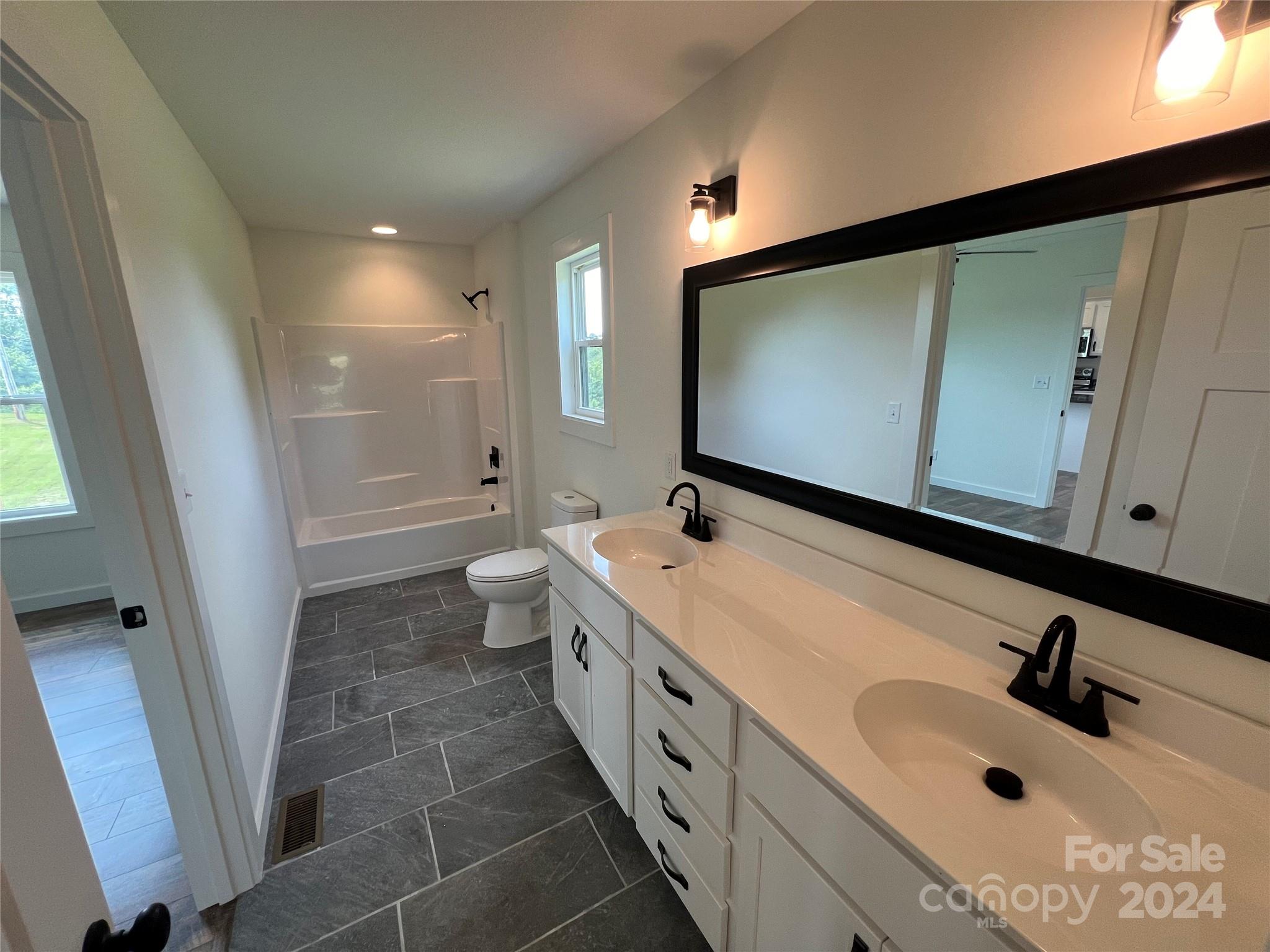 8 Rocking Chair Lane Leicester, NC 28748 - Photo 14 of 16 Gallery Image 14