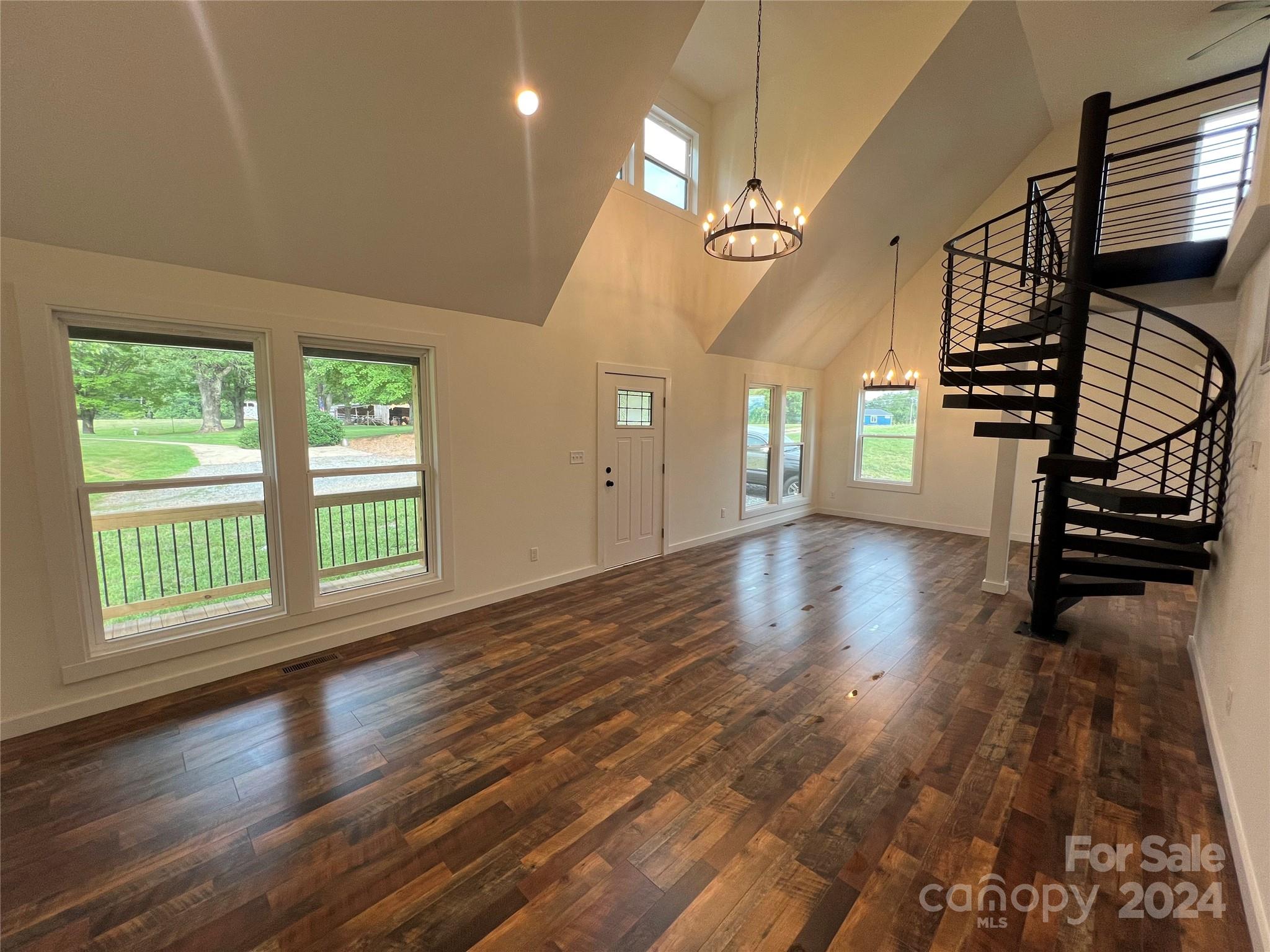 8 Rocking Chair Lane Leicester, NC 28748 - Photo 5 of 16 Gallery Image 5