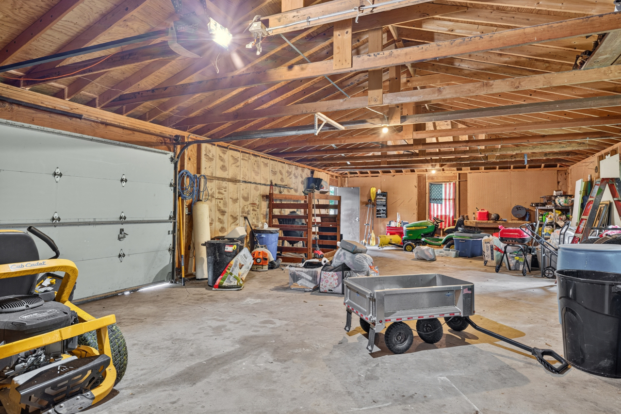 14309 K K B Road Capron, IL 61012 - Photo 45 of 50 Gallery Image 45