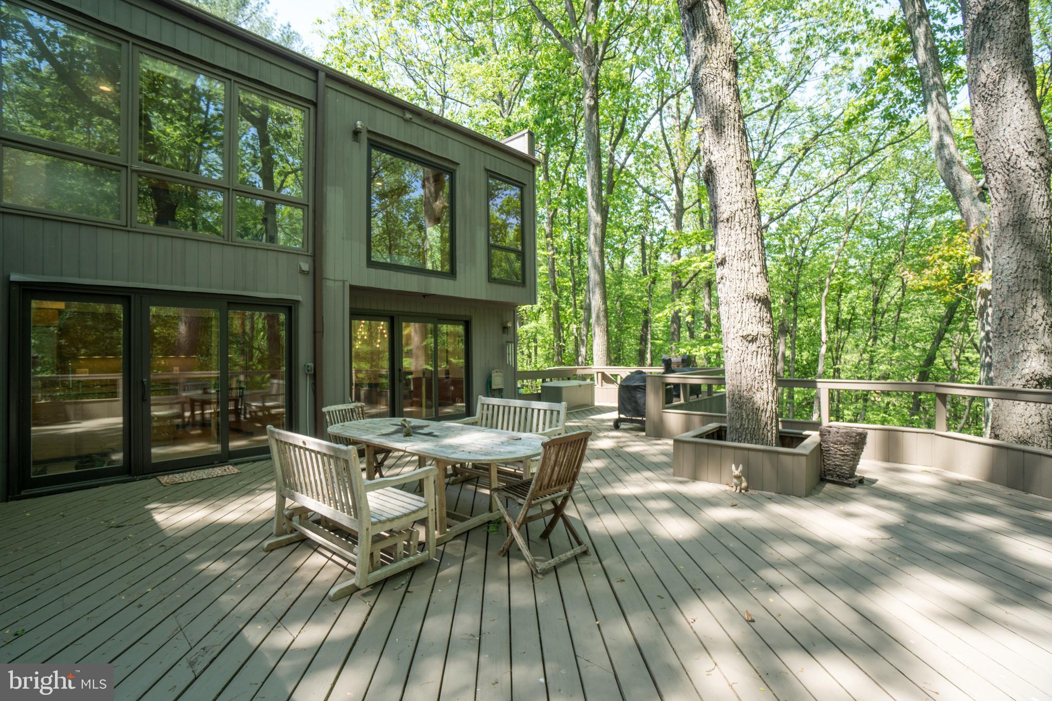 635 Potomac River Road McLean, VA 22102 - Photo 45 of 46 Gallery Image 45