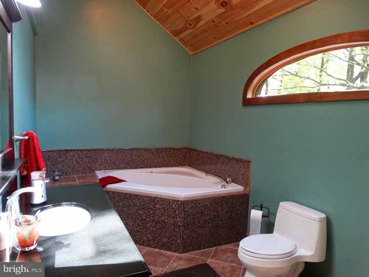 1824 Rickerts Road Perkasie, PA 18944 - Photo 14 of 22