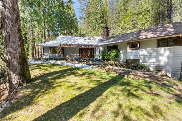 $1,100,000 | 21791 Highway 49, Downieville, CA 95936
