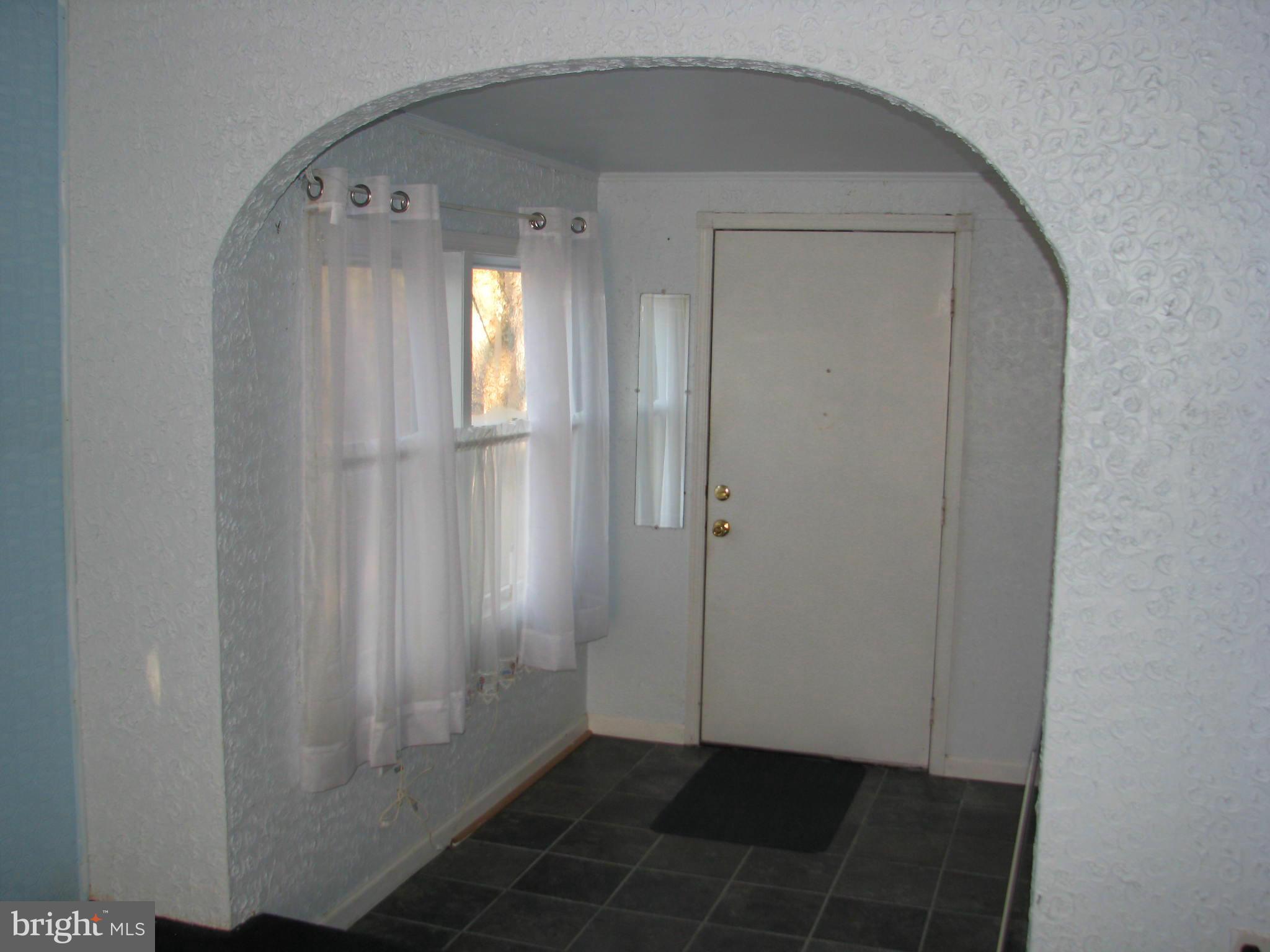 3417 James Run Road Aberdeen, MD 21001 - Photo 7 of 12 Interior (General)