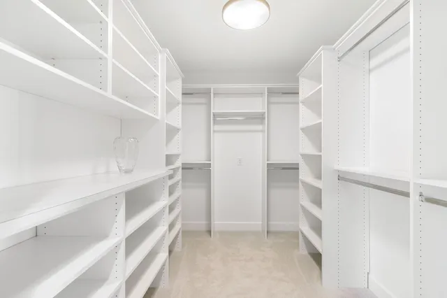 $2,279,017 | 3941 White Oak Lane, Chanhassen, MN 55331