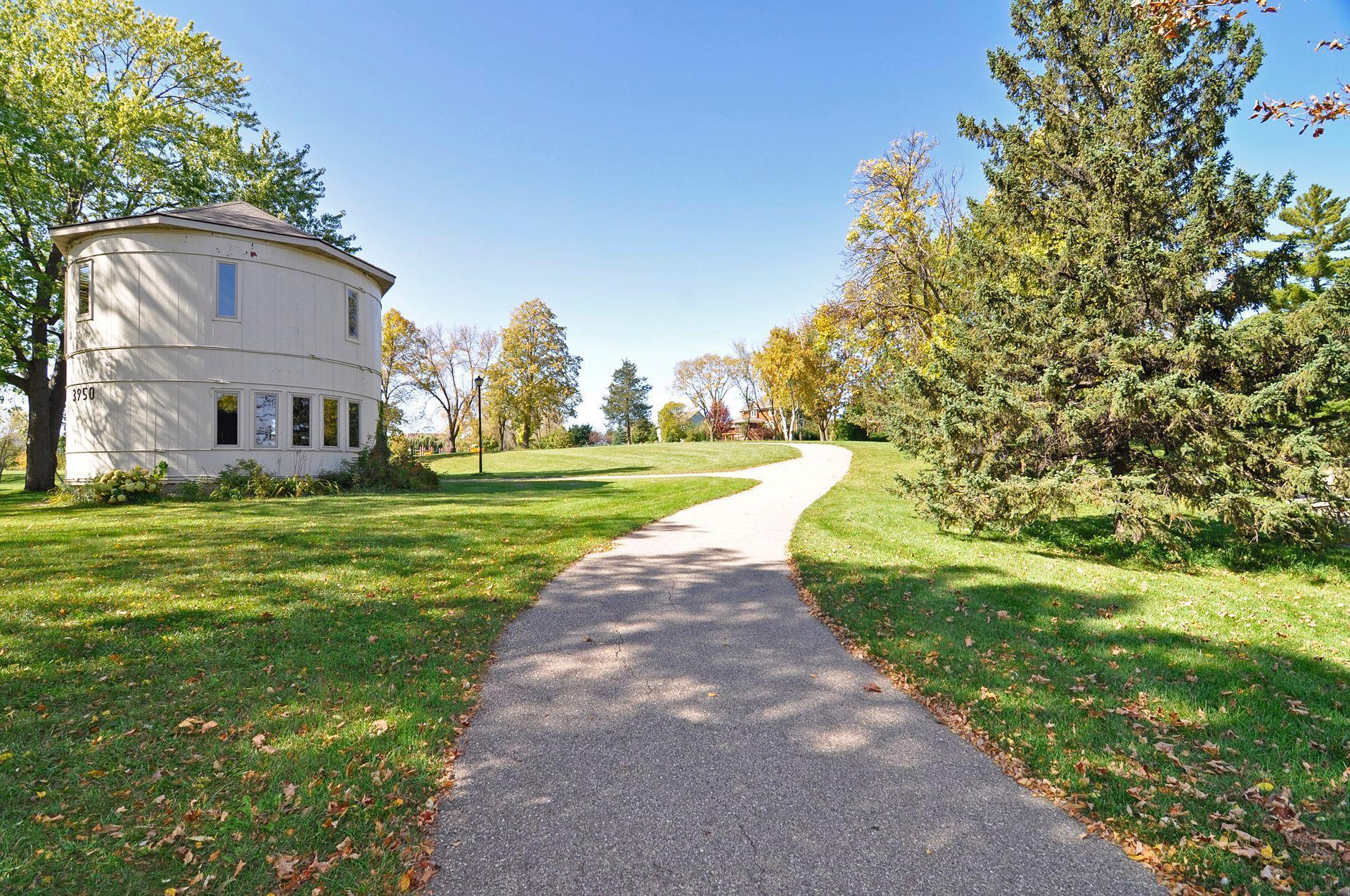 3941 White Oak Lane Chanhassen, MN 55331 - Photo 39 of 41